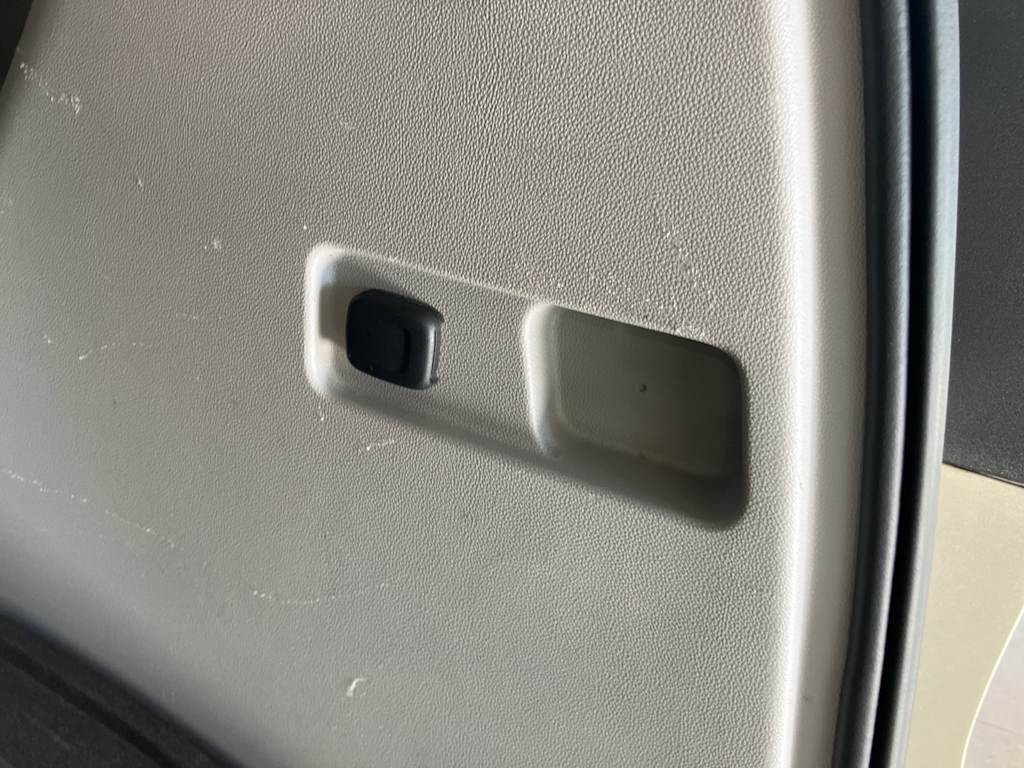 Thumbnail: 2017 GMC Acadia - 34