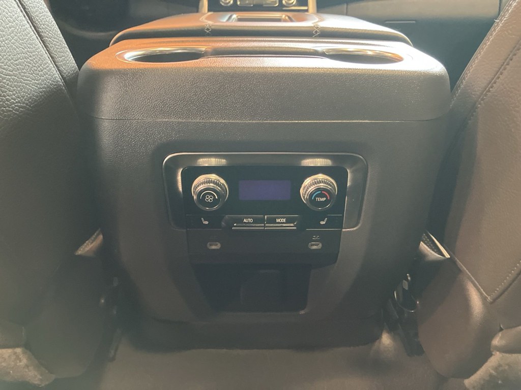 Thumbnail: 2023 GMC Yukon - 30