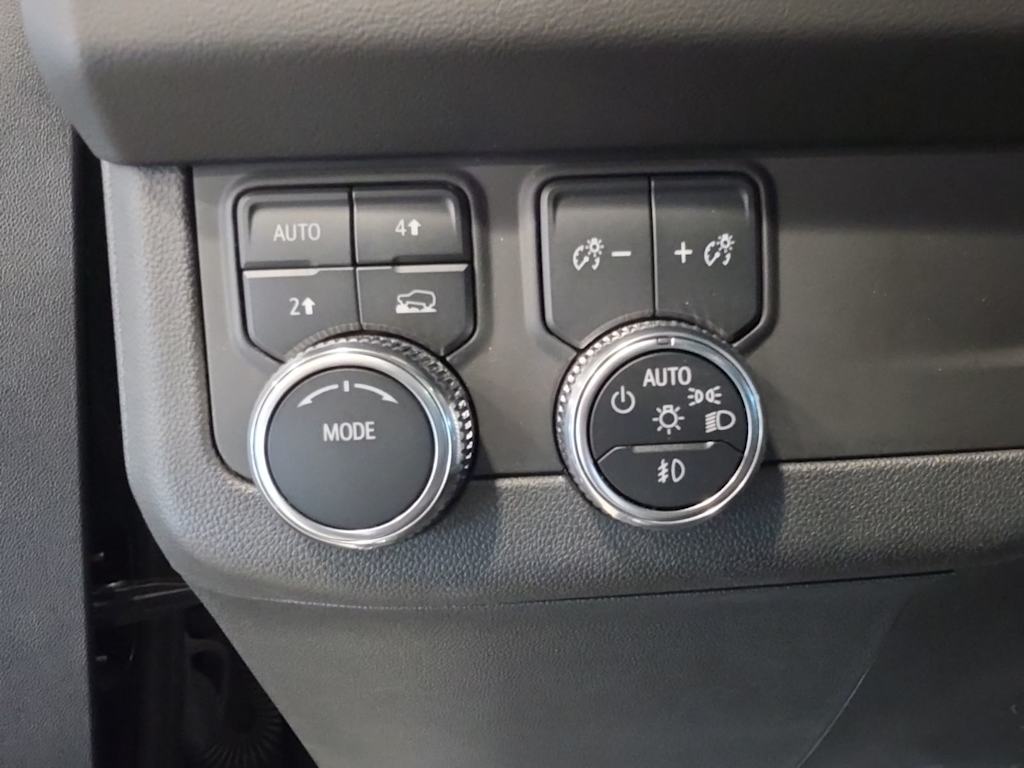 Thumbnail: 2023 GMC Yukon XL - 27