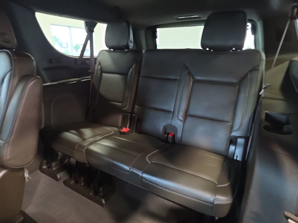 Thumbnail: 2023 GMC Yukon XL - 34