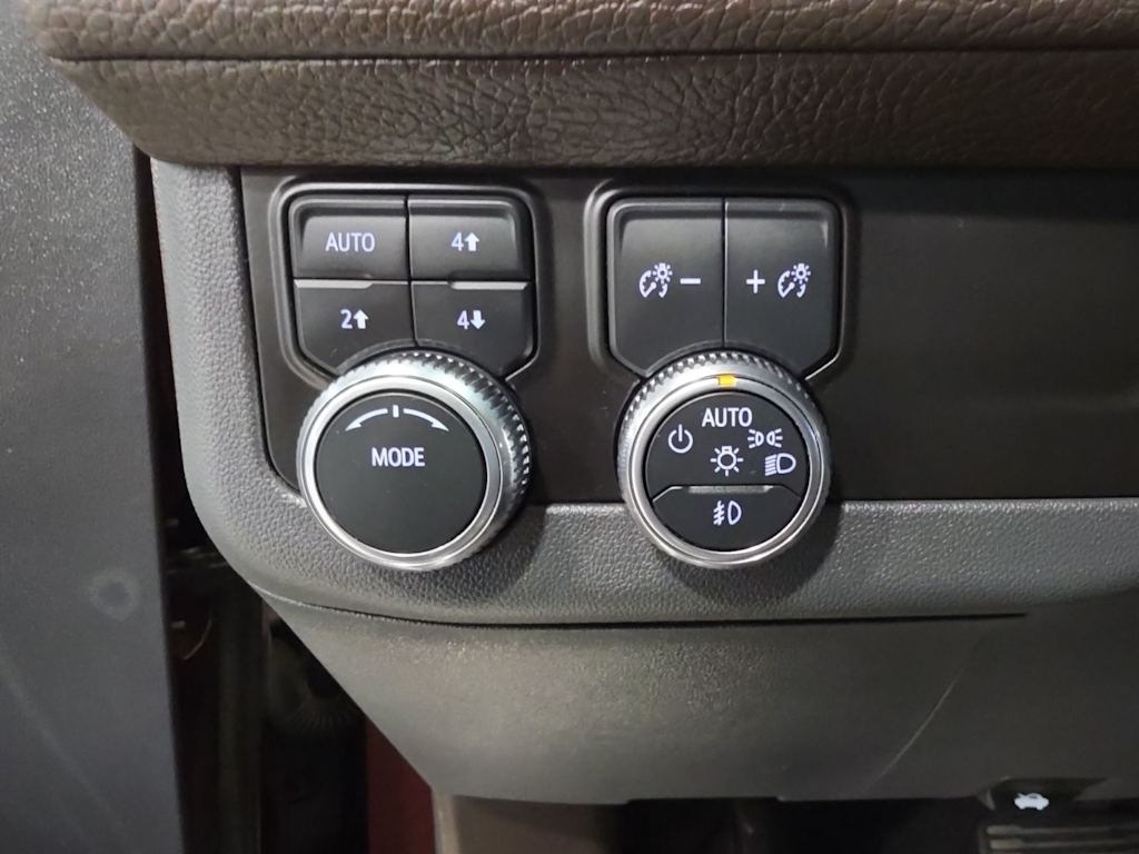 Thumbnail: 2023 GMC Yukon XL - 26