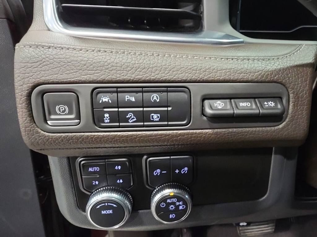 Thumbnail: 2023 GMC Yukon XL - 27
