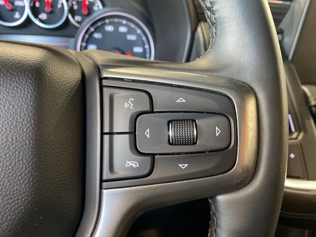 Thumbnail: 2023 Chevrolet Tahoe - 23