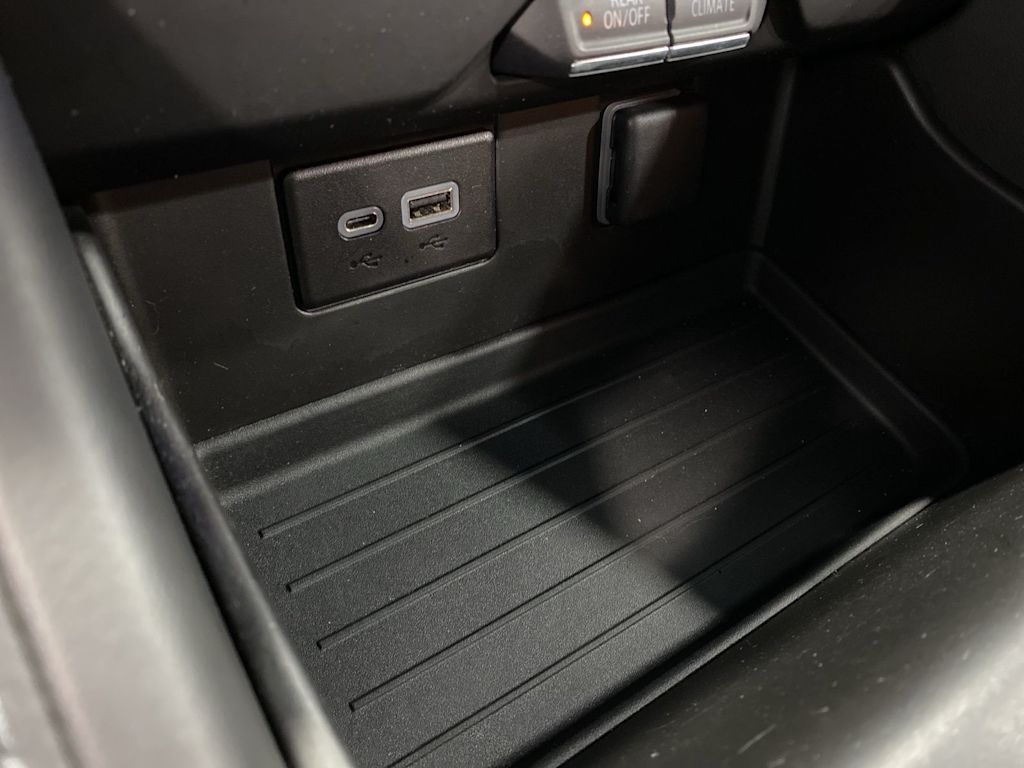 Thumbnail: 2023 Chevrolet Tahoe - 25