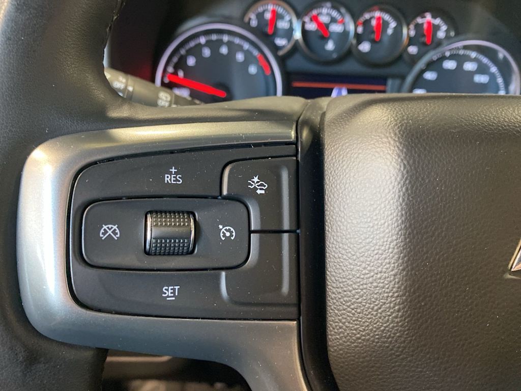 Thumbnail: 2023 Chevrolet Tahoe - 22