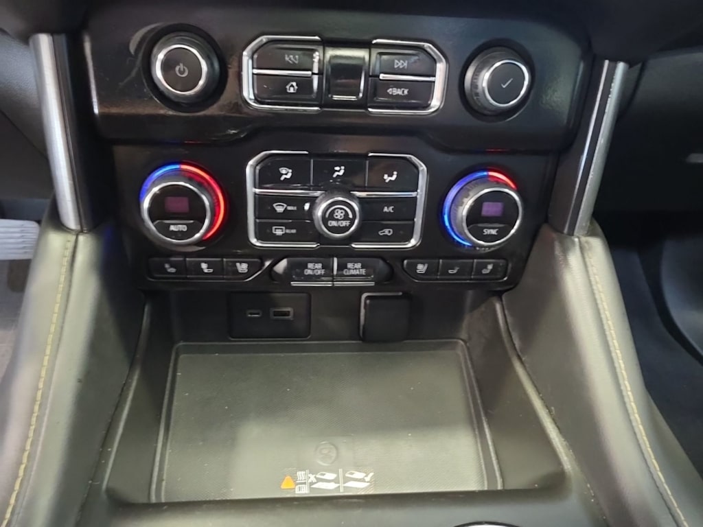 Thumbnail: 2023 Chevrolet Tahoe - 29