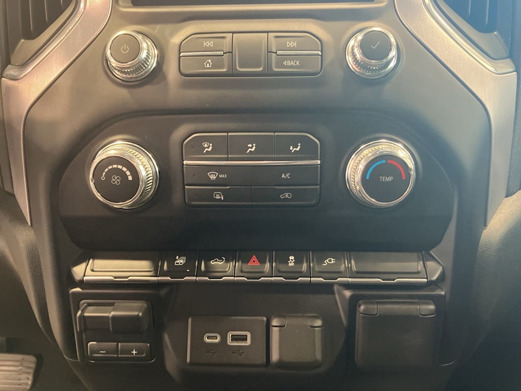 Thumbnail: 2021 GMC Sierra 2500 - 22