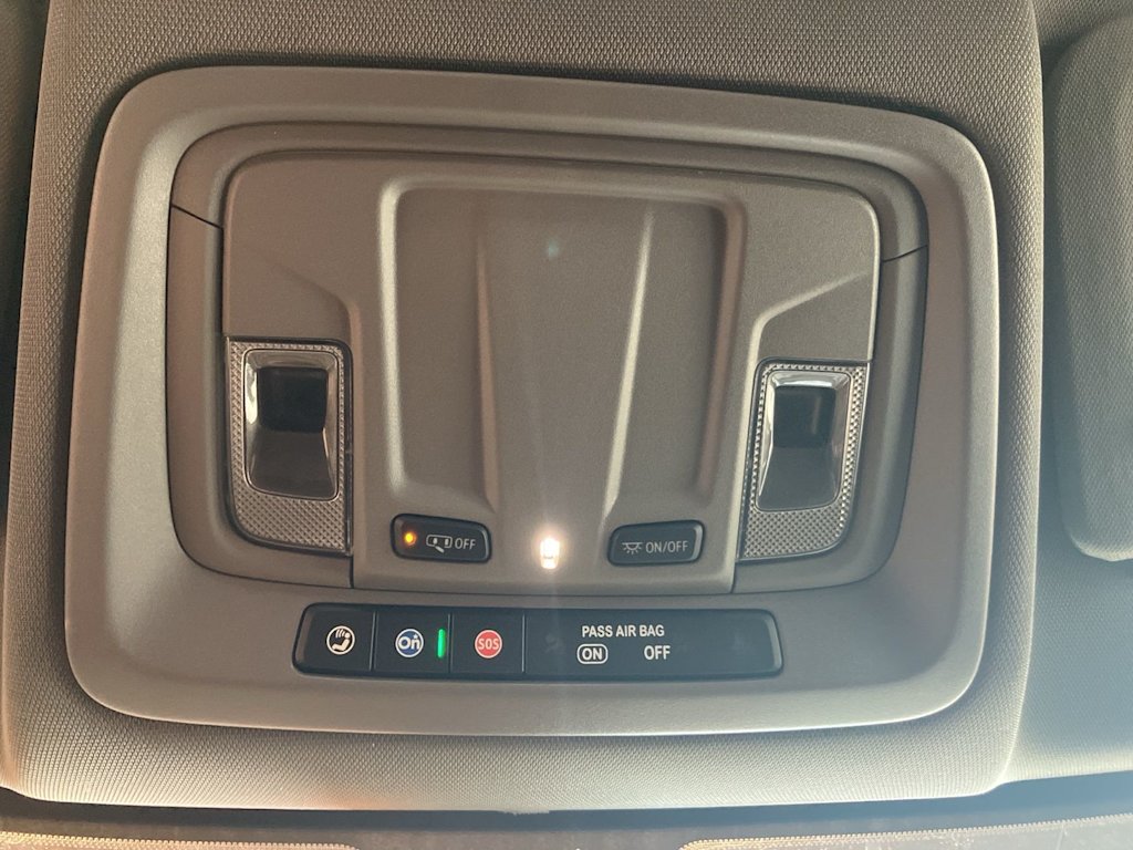 Thumbnail: 2021 GMC Sierra 2500 - 25