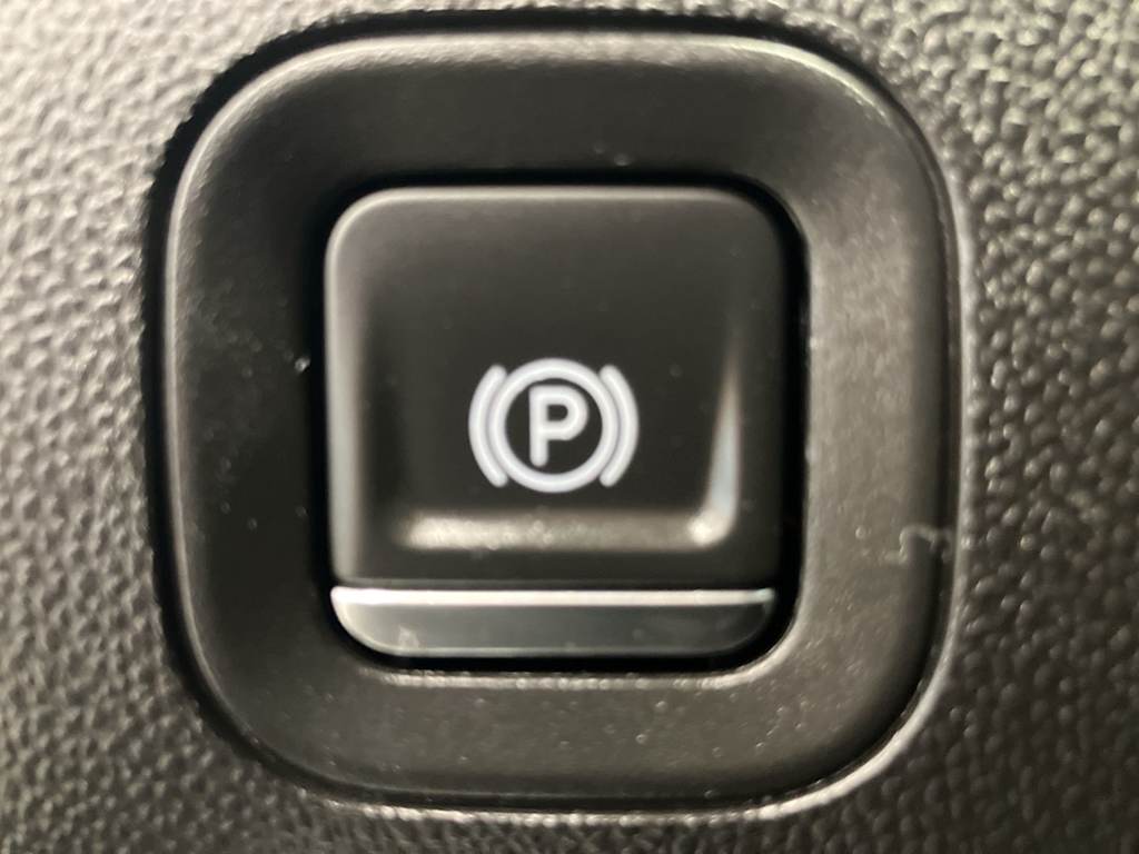 Thumbnail: 2021 GMC Sierra 2500 - 20