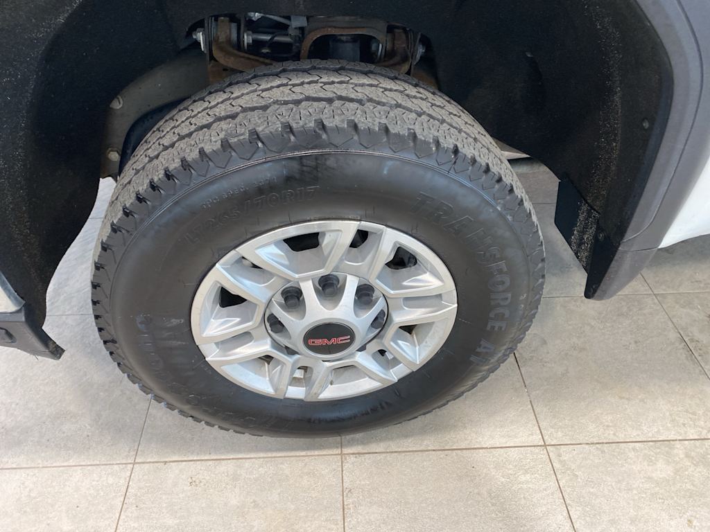 Thumbnail: 2021 GMC Sierra 2500 - 8