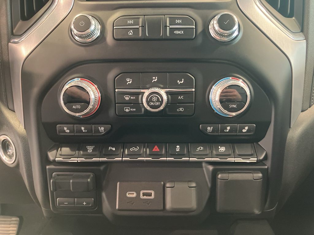 Thumbnail: 2023 GMC Sierra 2500 - 24