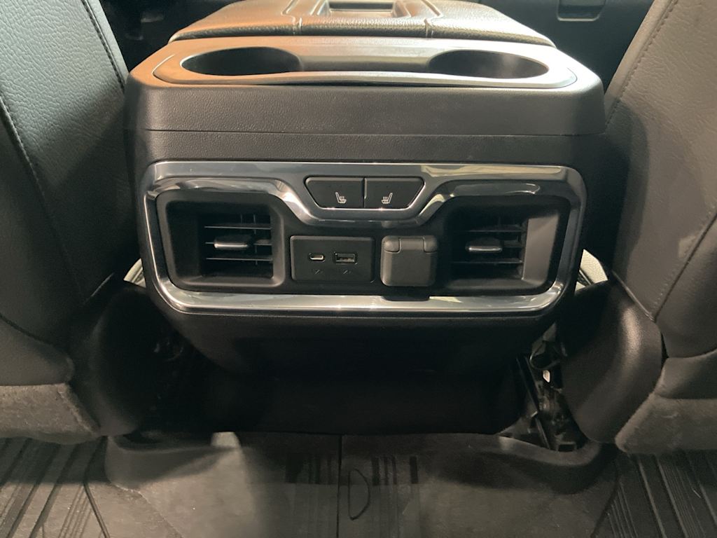 Thumbnail: 2020 GMC Sierra 3500 - 29