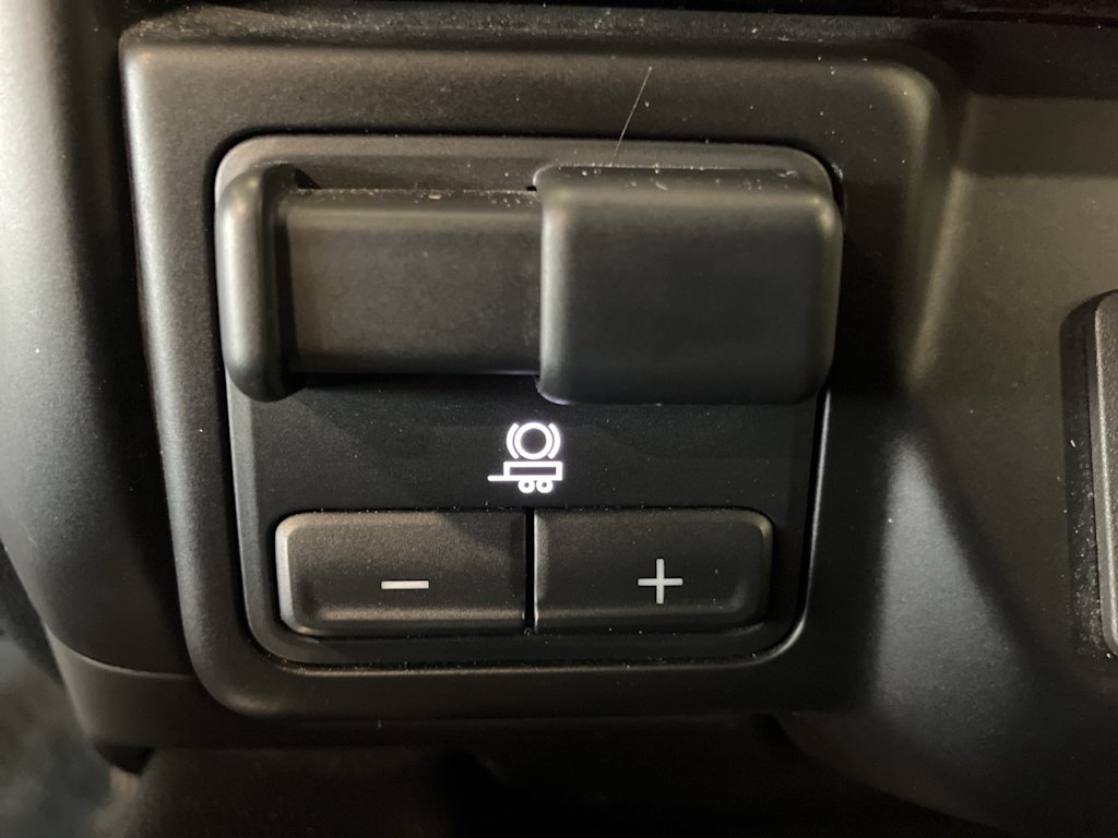 Thumbnail: 2022 GMC Sierra 3500 - 29