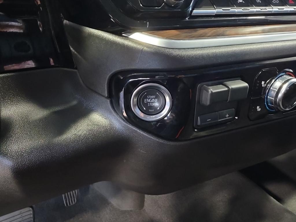 Thumbnail: 2025 GMC Sierra 1500 - 27