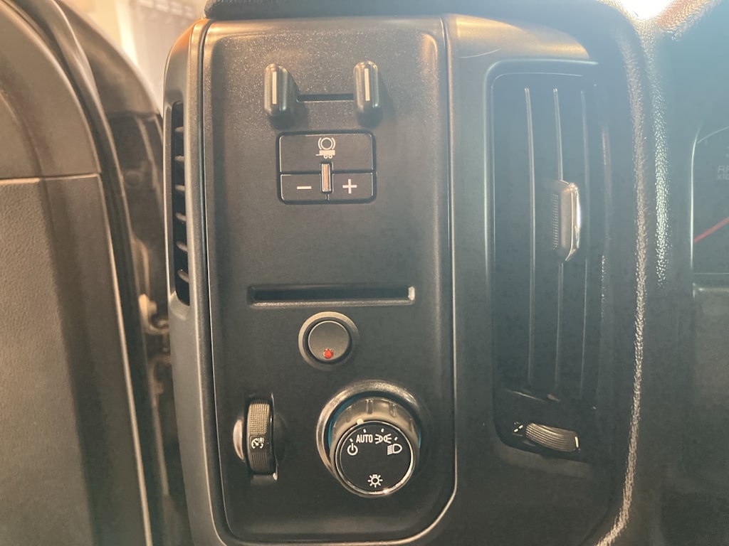 Thumbnail: 2017 GMC Sierra 1500 - 18