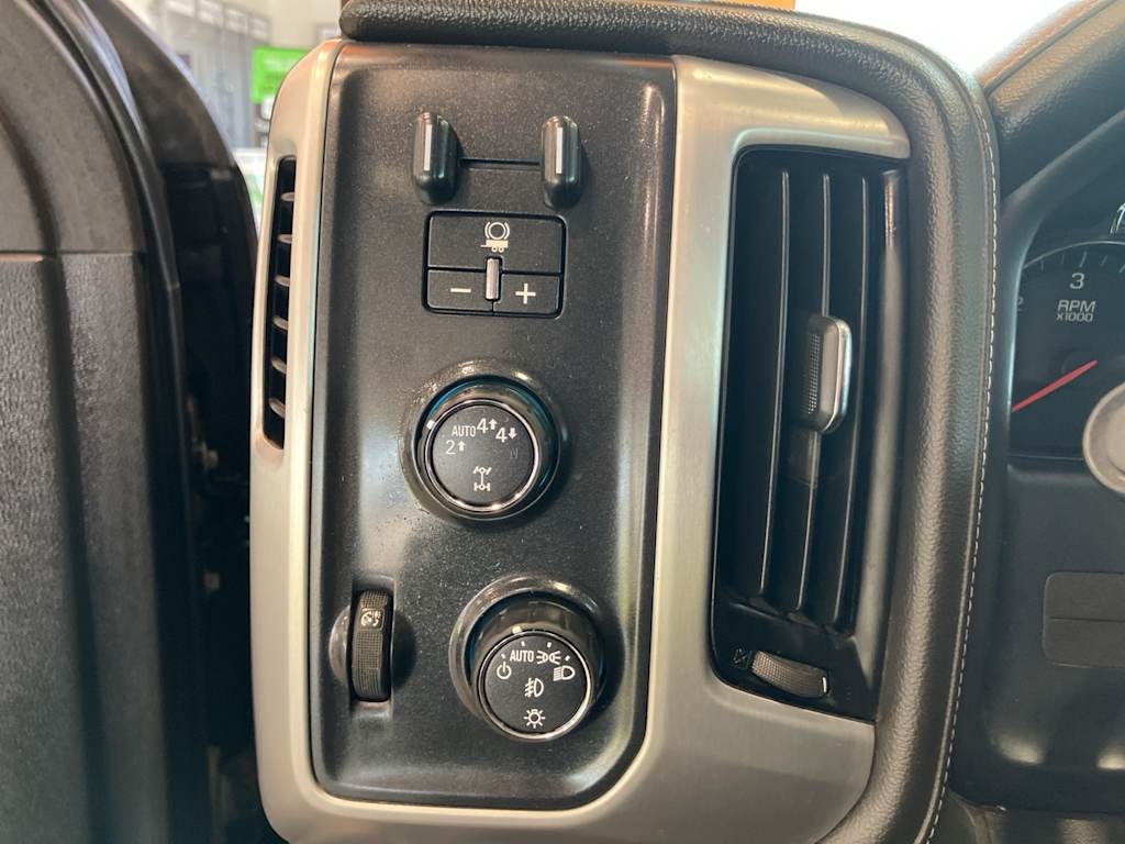 Thumbnail: 2017 GMC Sierra 1500 - 21