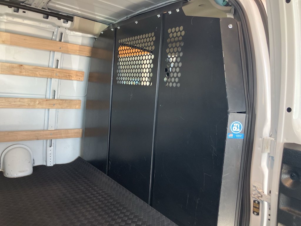 Thumbnail: 2024 GMC Savana - 22