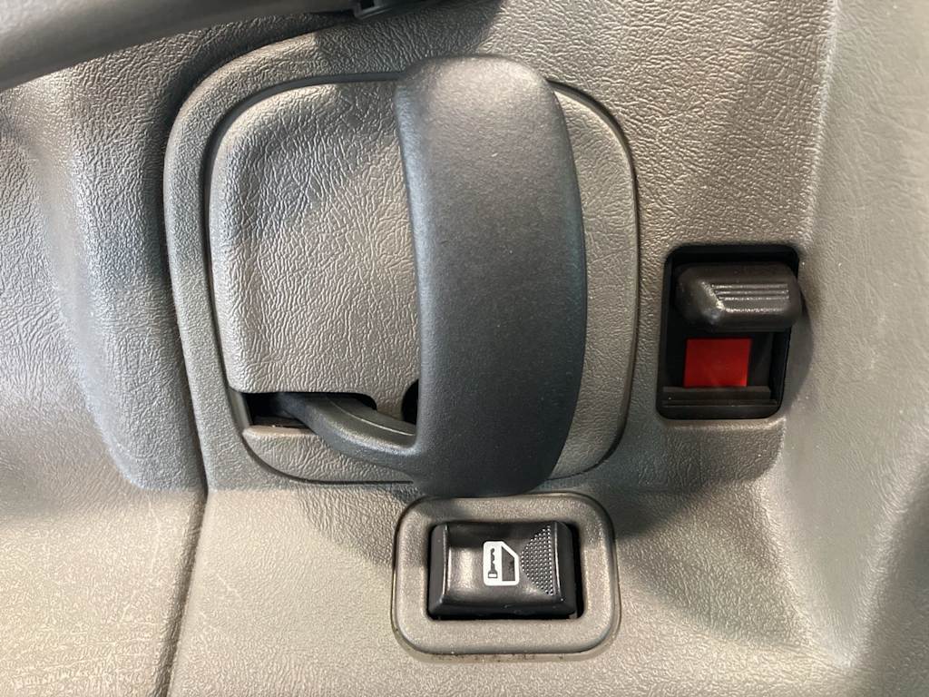 Thumbnail: 2024 GMC Savana - 14