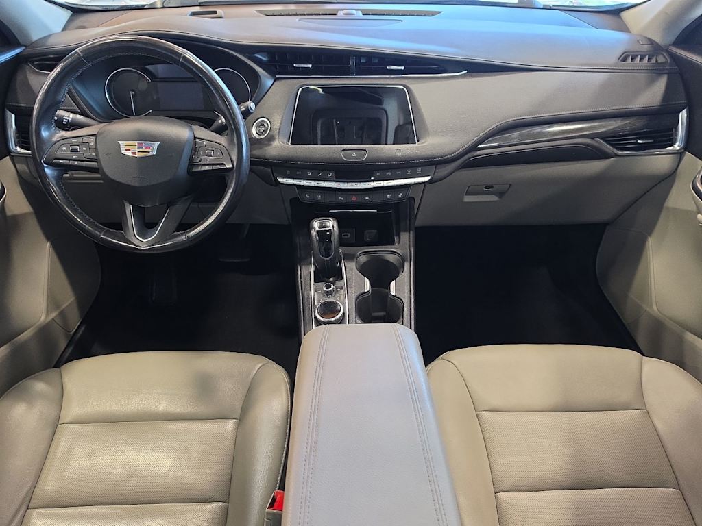 Thumbnail: 2019 Cadillac XT4 - 2