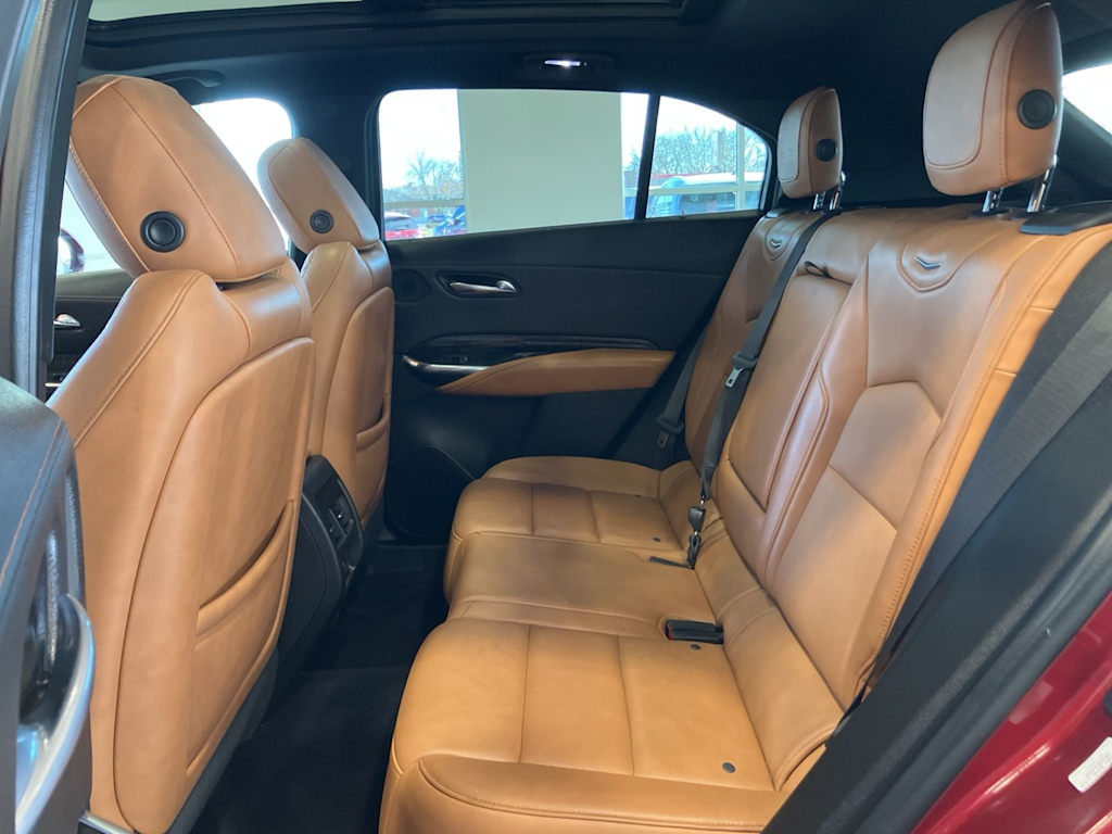 Thumbnail: 2019 Cadillac XT4 - 10