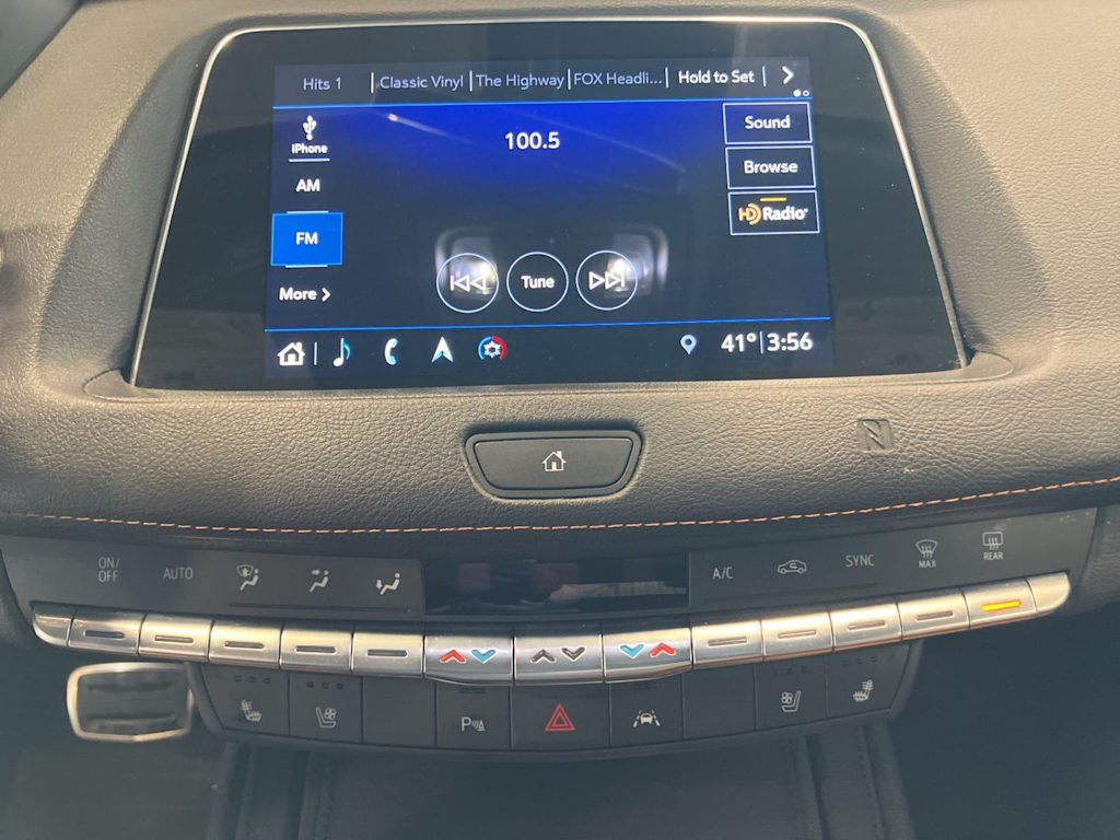 Thumbnail: 2019 Cadillac XT4 - 11