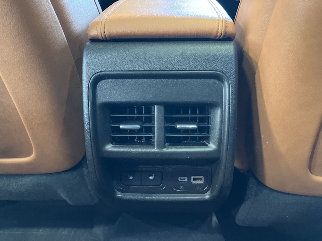 Thumbnail: 2019 Cadillac XT4 - 26