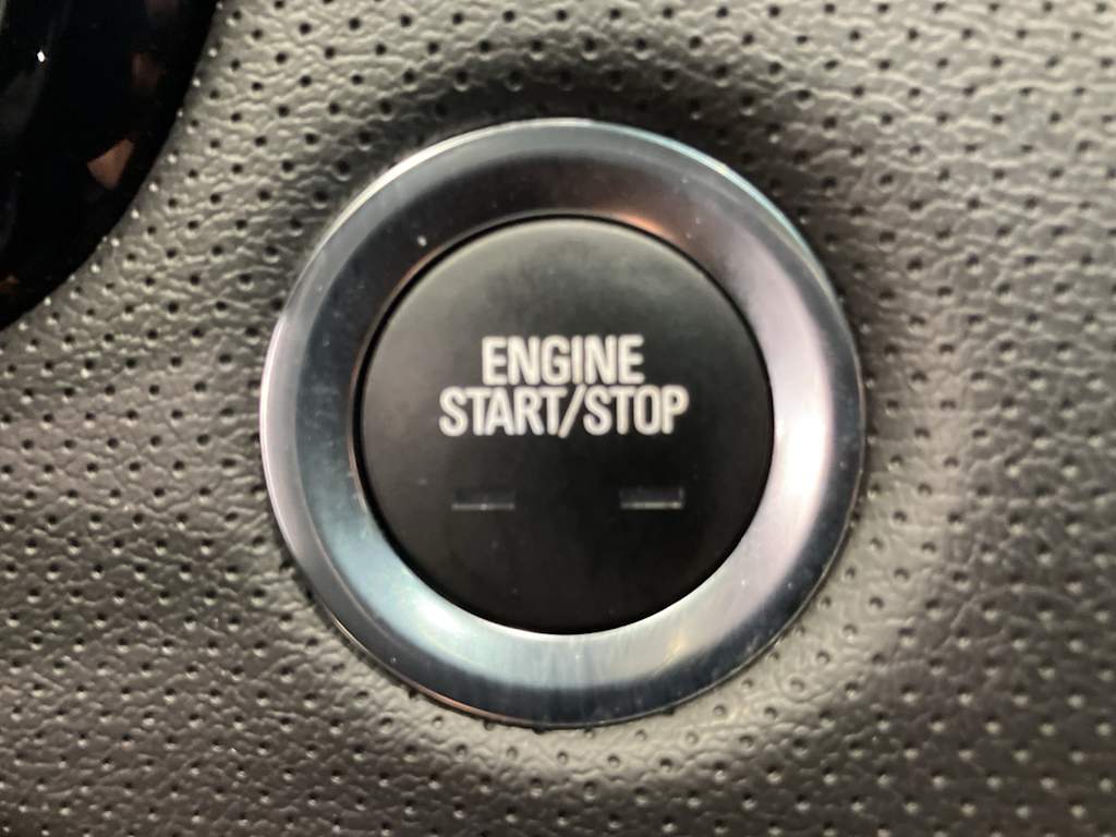 Thumbnail: 2022 Cadillac XT5 - 22