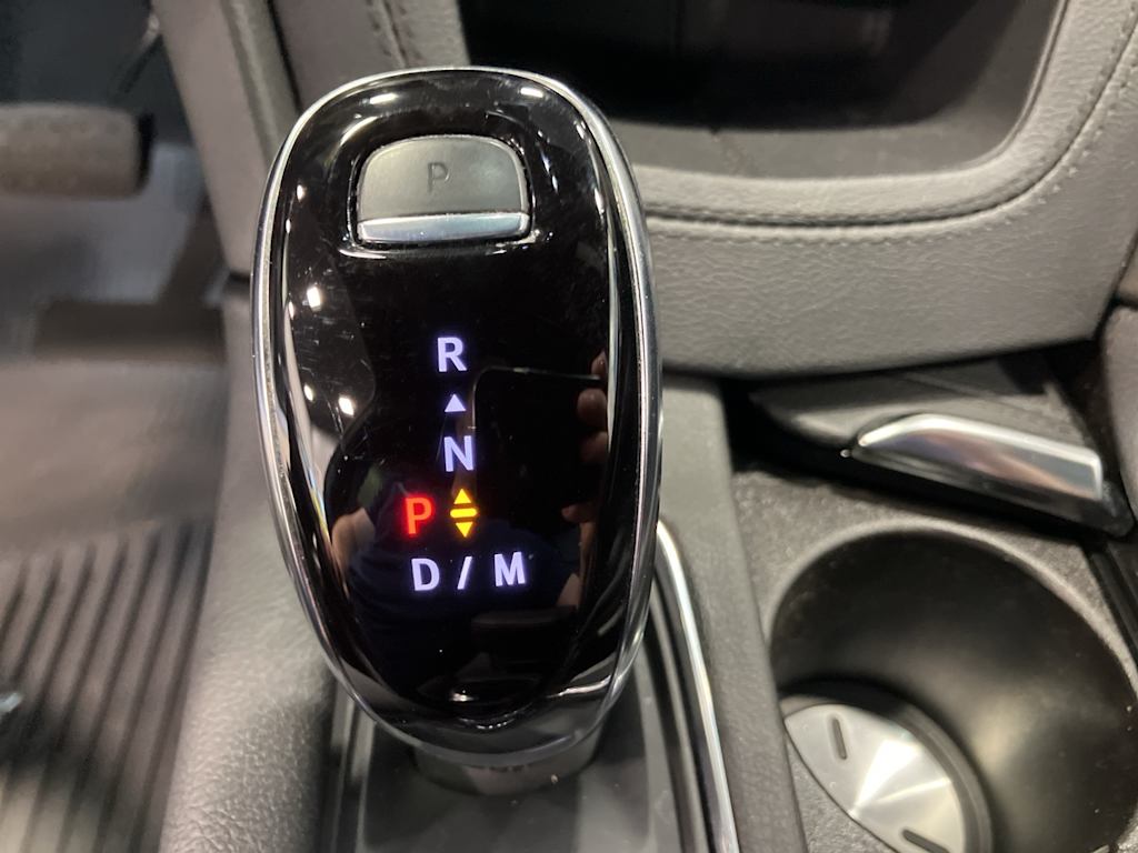 Thumbnail: 2022 Cadillac XT5 - 23