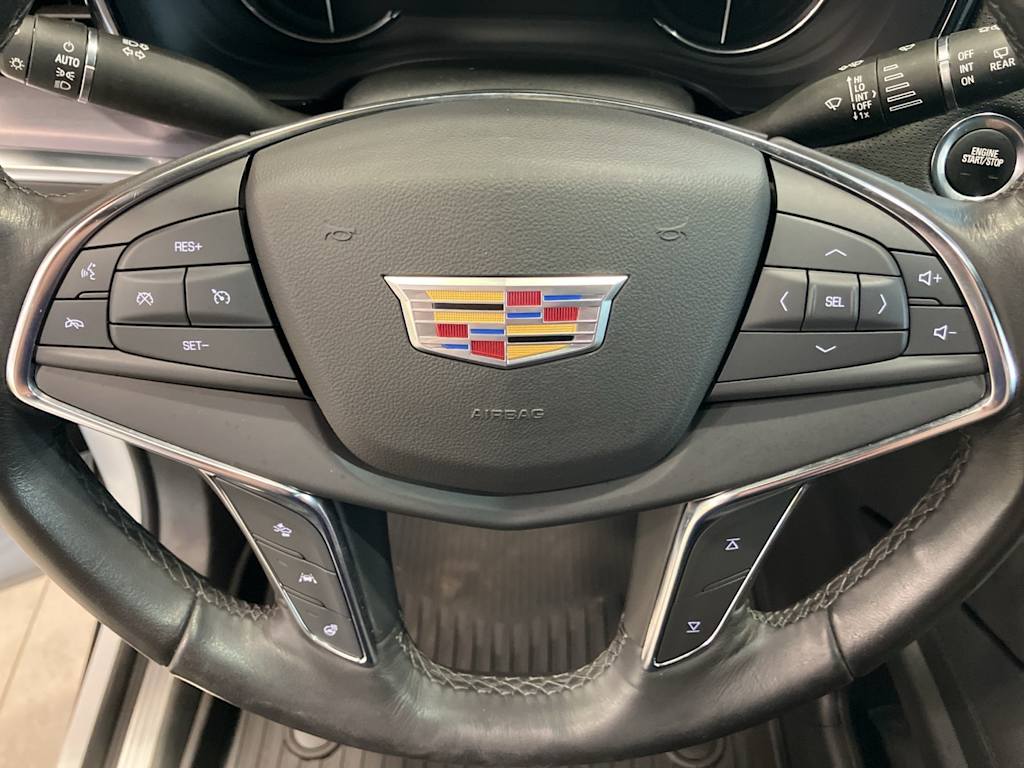 Thumbnail: 2022 Cadillac XT5 - 21