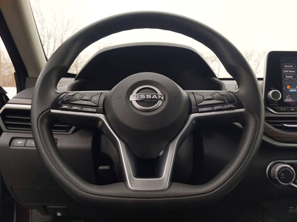 2023 Nissan Altima SV 13