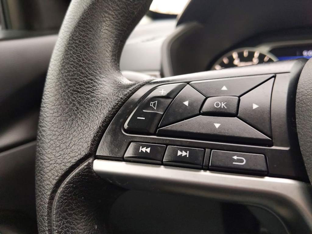 2023 Nissan Altima SV 28
