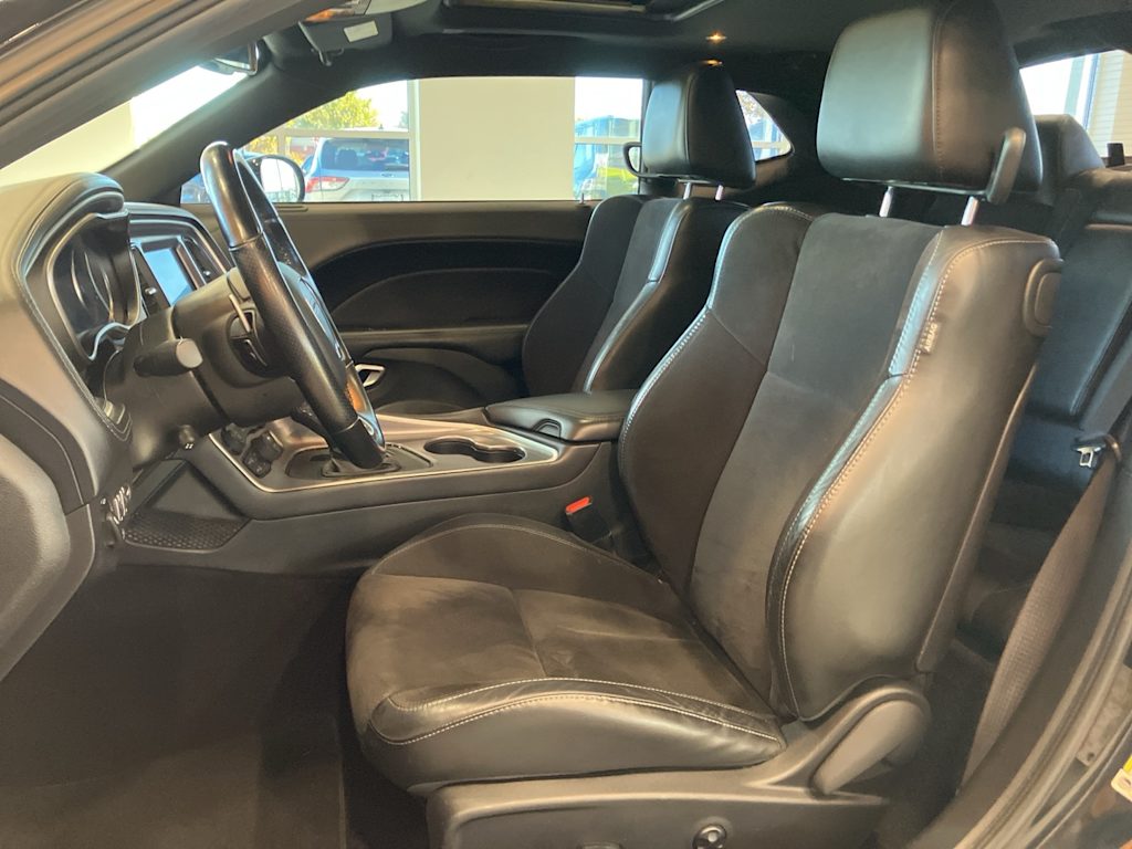 Thumbnail: 2020 Dodge Challenger - 7