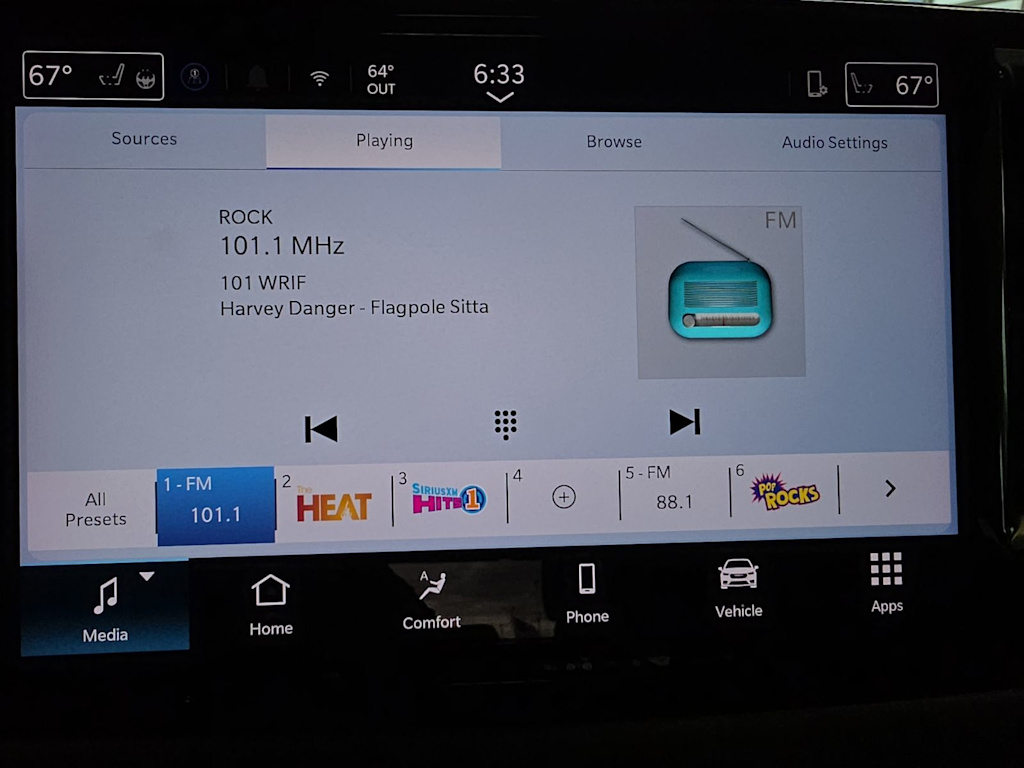 Thumbnail: 2025 Chrysler Pacifica - 10