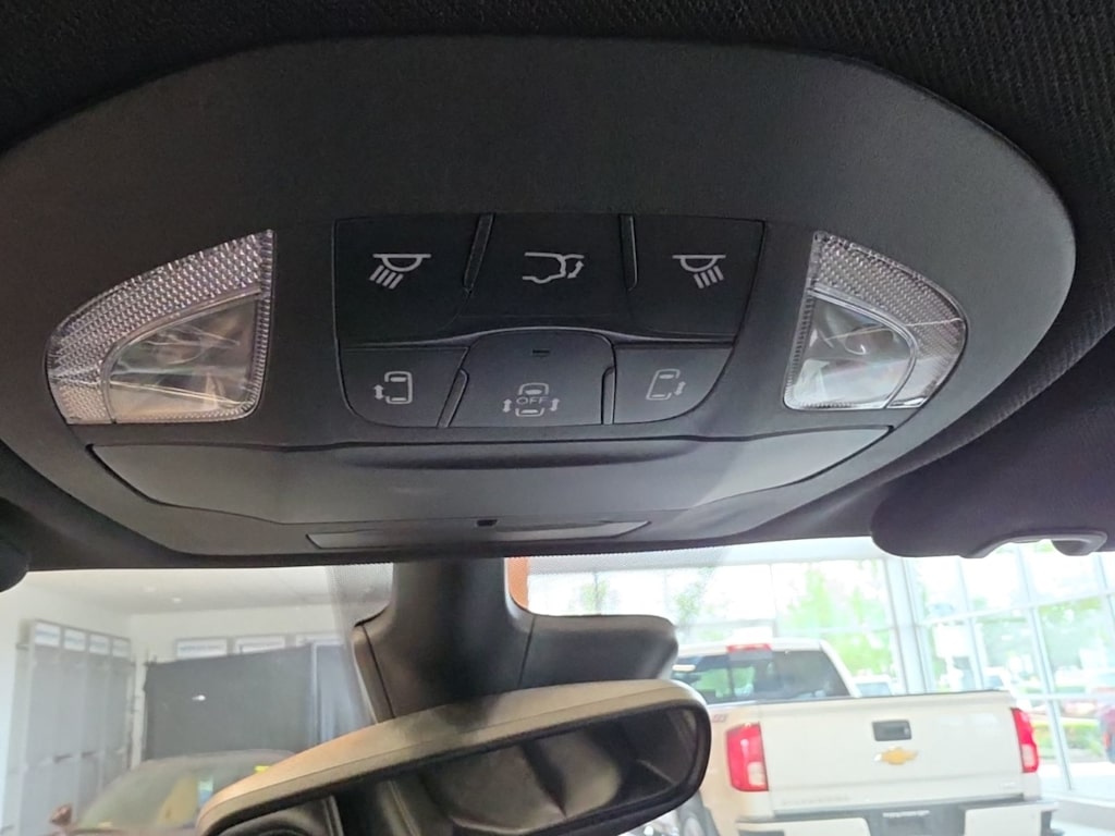 Thumbnail: 2025 Chrysler Pacifica - 29