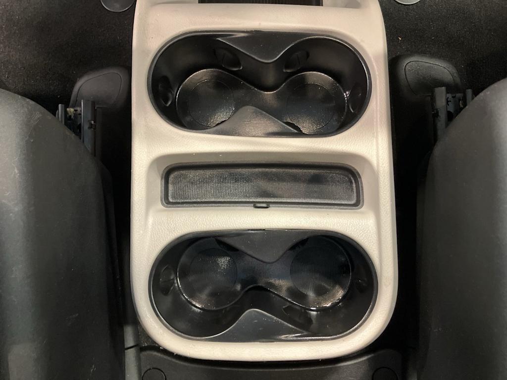 Thumbnail: 2024 Chrysler Voyager - 20