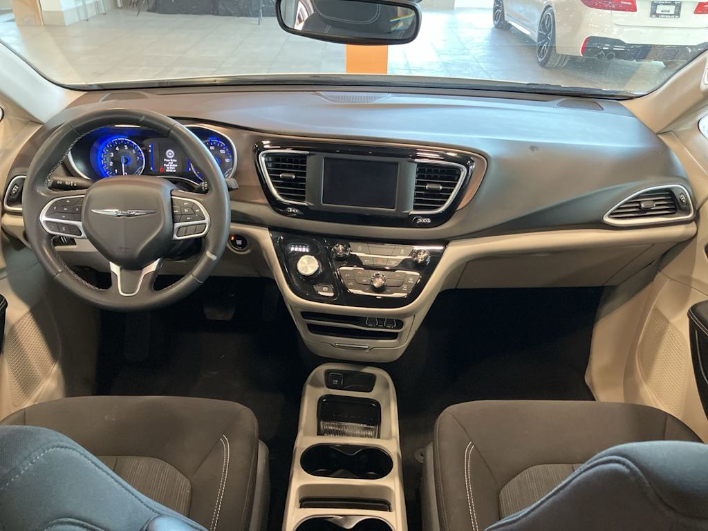 Thumbnail: 2024 Chrysler Voyager - 2