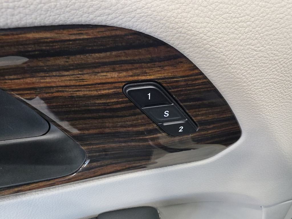 Thumbnail: 2023 Chrysler Pacifica - 26