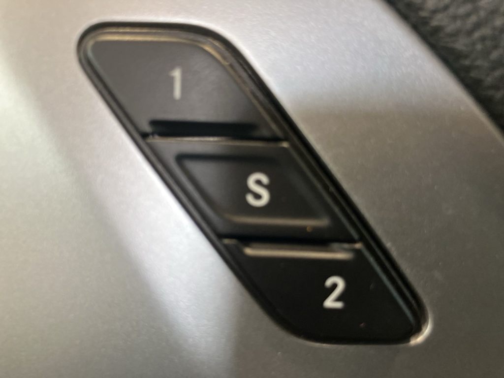 Thumbnail: 2020 Chrysler Pacifica - 21