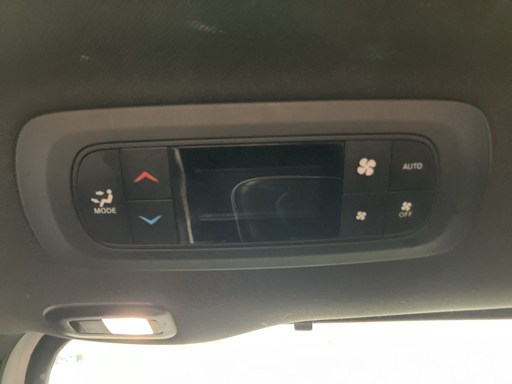 Thumbnail: 2025 Chrysler Pacifica - 27