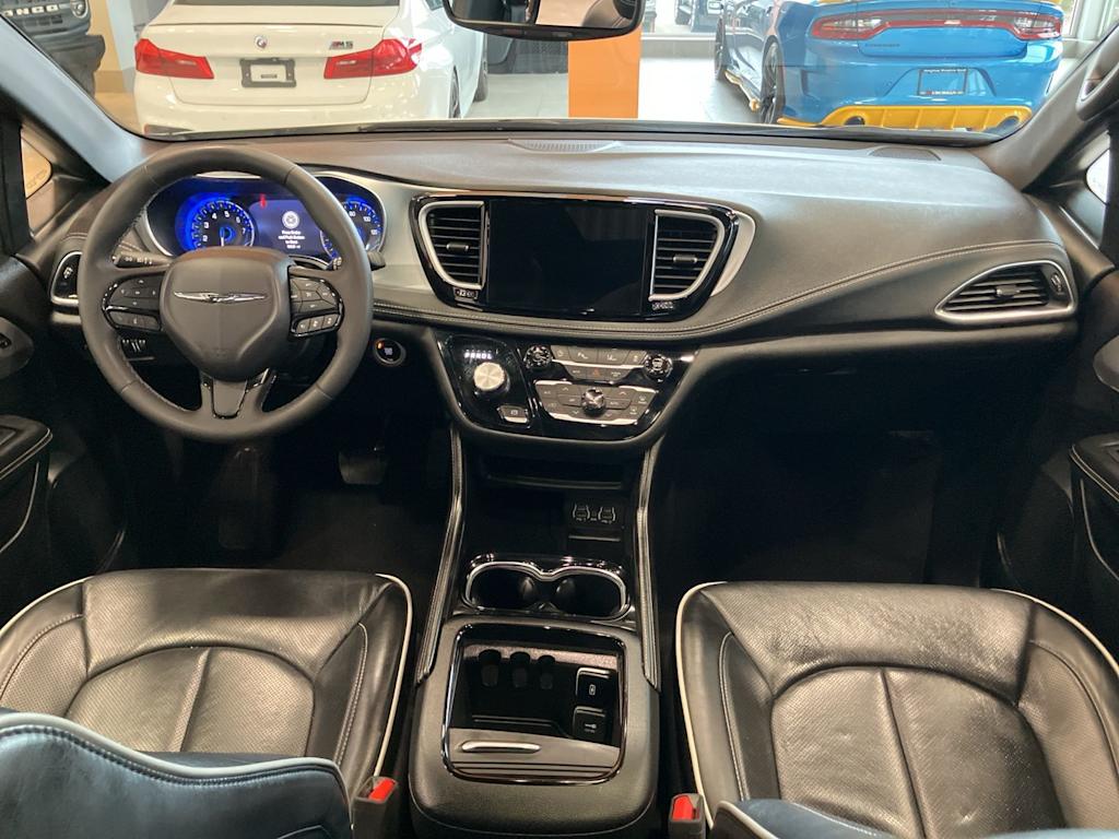 Thumbnail: 2025 Chrysler Pacifica - 2