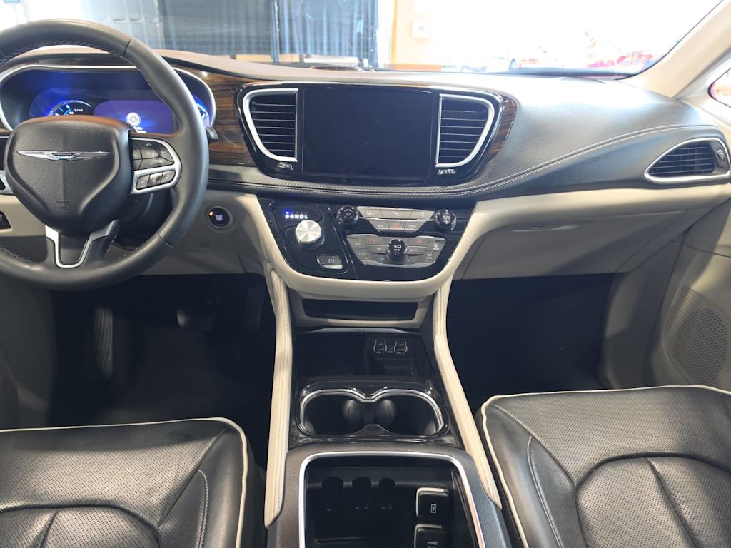 Thumbnail: 2023 Chrysler Pacifica - 2