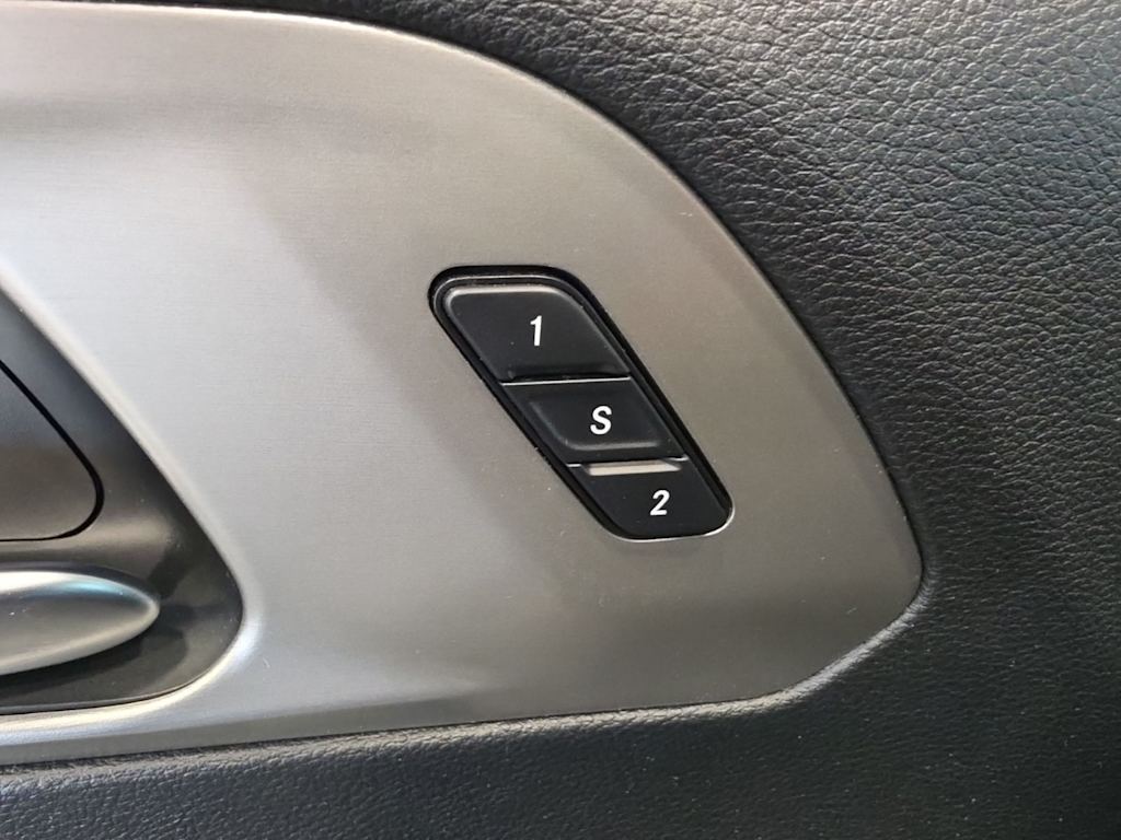 Thumbnail: 2021 Chrysler Pacifica - 13
