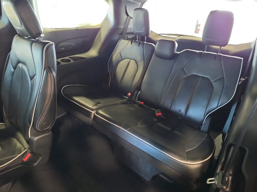 Thumbnail: 2021 Chrysler Pacifica - 35