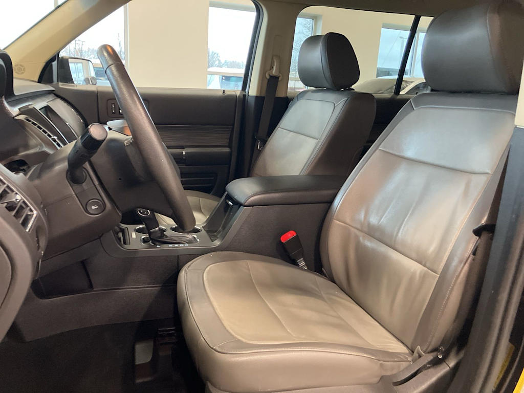 Thumbnail: 2019 Ford Flex - 8