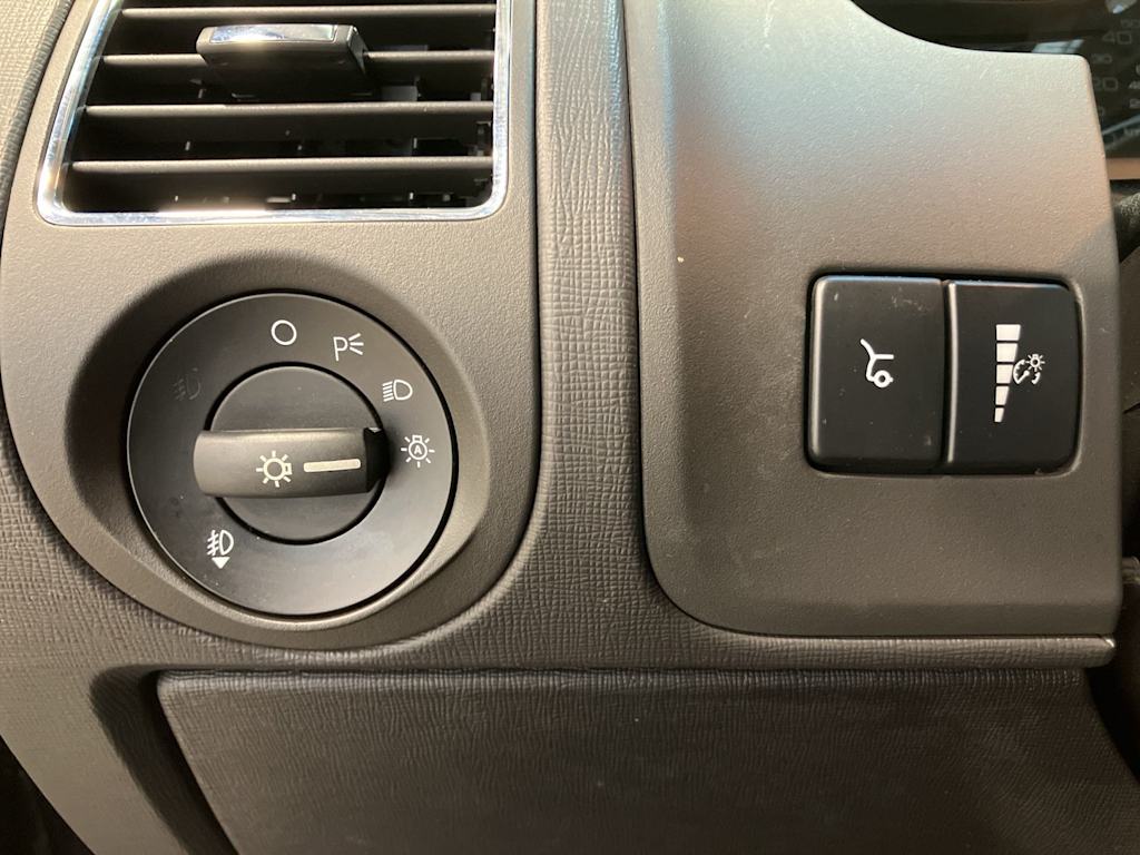 Thumbnail: 2019 Ford Flex - 21