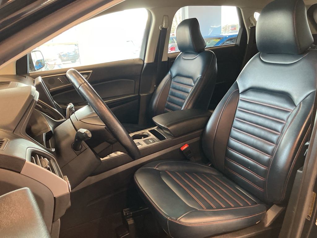 Thumbnail: 2022 Ford Edge - 8