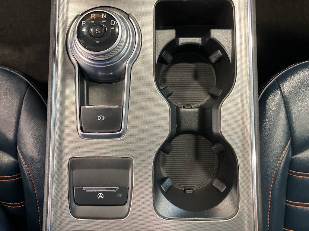 Thumbnail: 2022 Ford Edge - 12