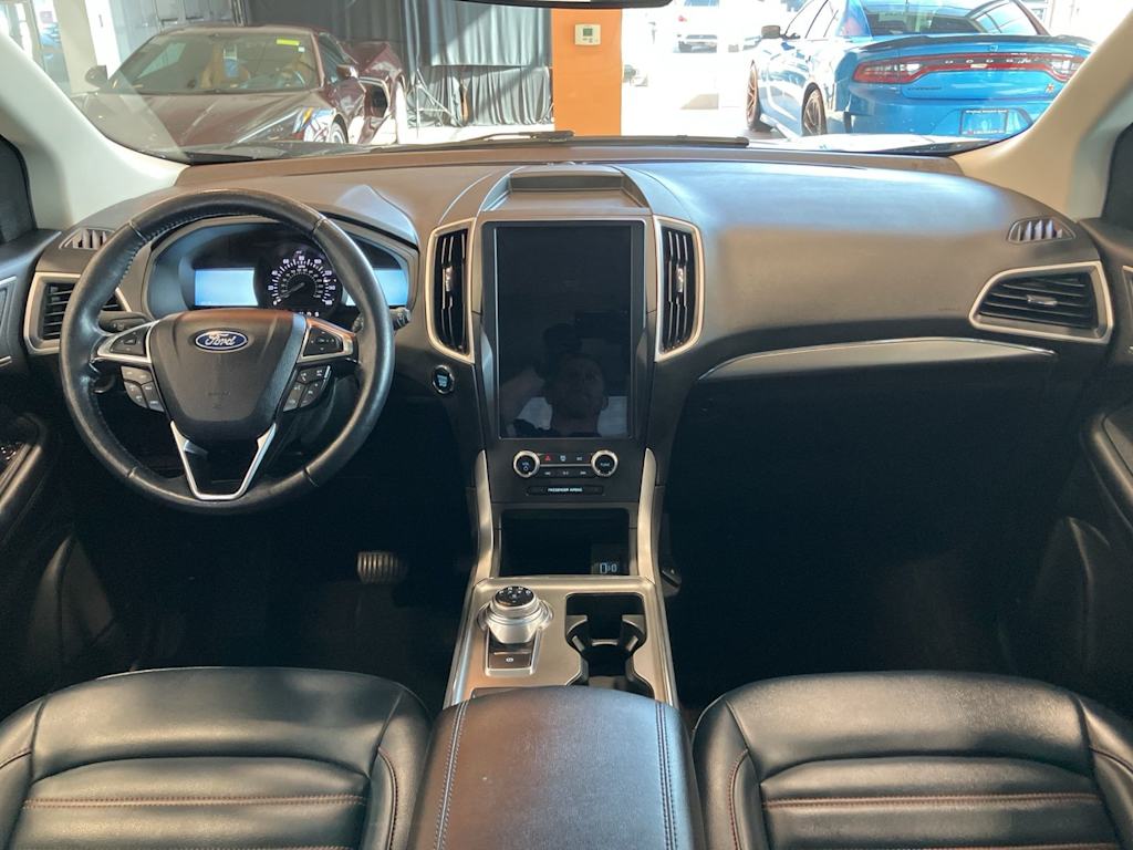 Thumbnail: 2022 Ford Edge - 2