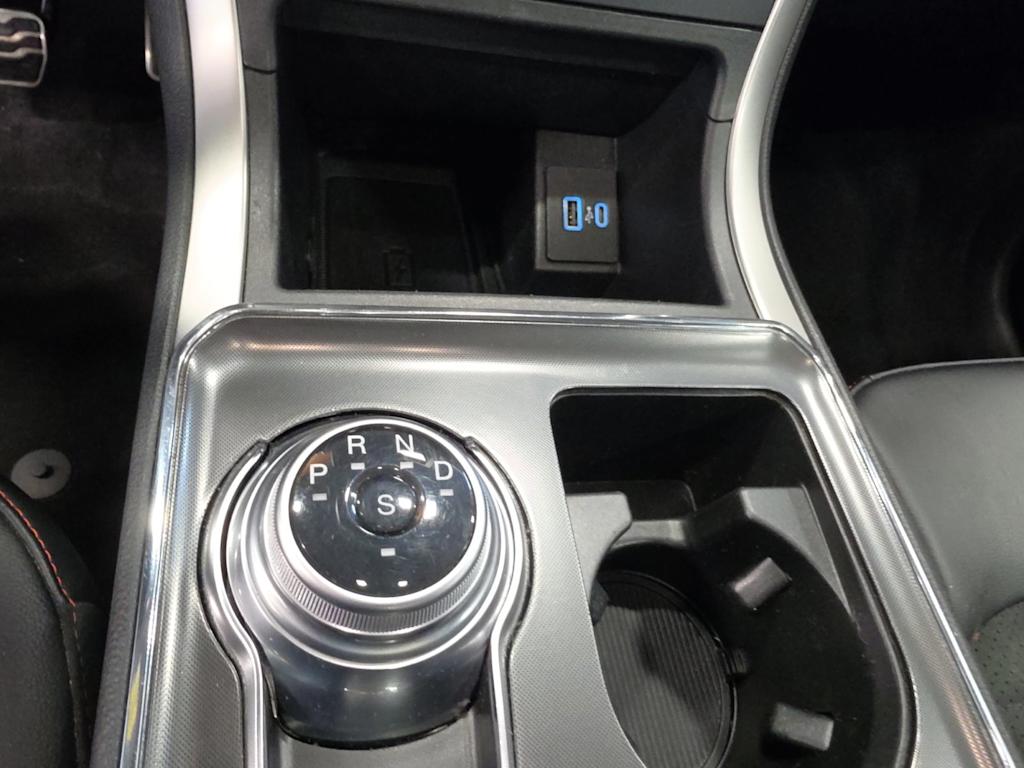 Thumbnail: 2024 Ford Edge - 26
