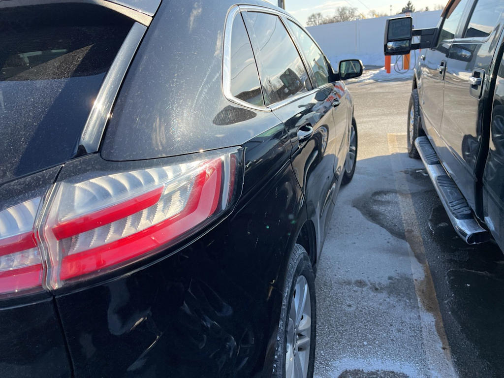 Thumbnail: 2019 Ford Edge - 20